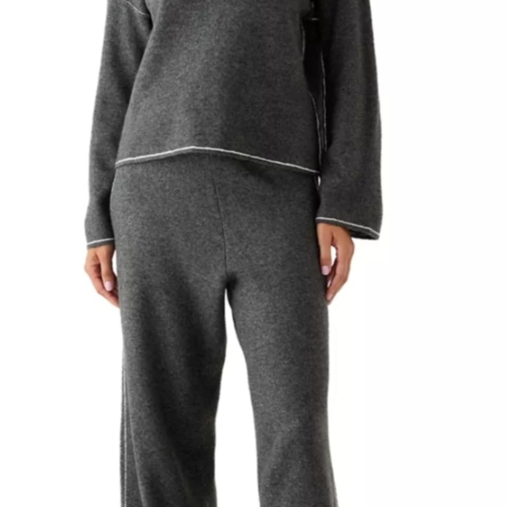 Vince Camuto Charcoal Gray Knit Top And Wide Leg Pants Coordinating Set